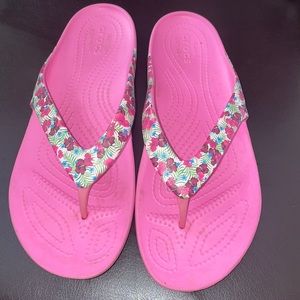 CROCS ICONIC COMFORT SANDALS